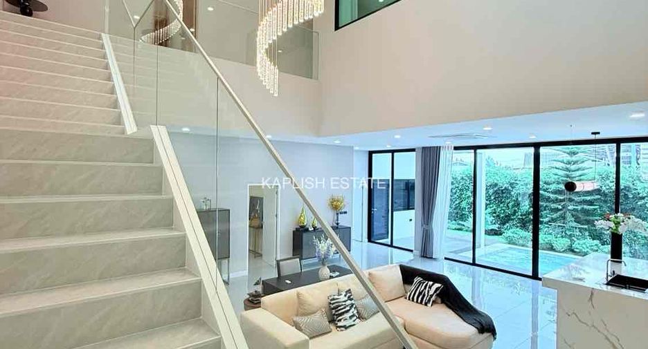 For sale 4 bedrooms villa in Bang Lamung, Chonburi