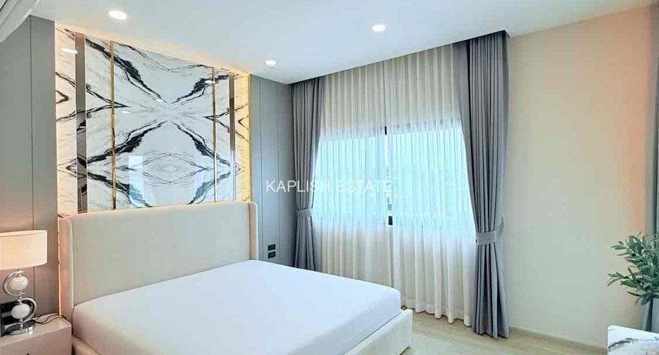 For sale 4 bedrooms villa in Bang Lamung, Chonburi