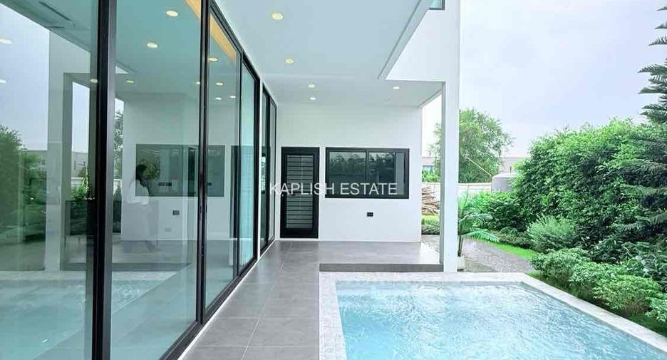 For sale 4 bedrooms villa in Bang Lamung, Chonburi