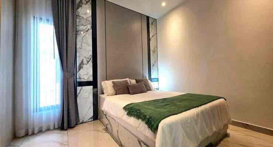 À louer 4 chambres villa à Bang Lamung, Chonburi