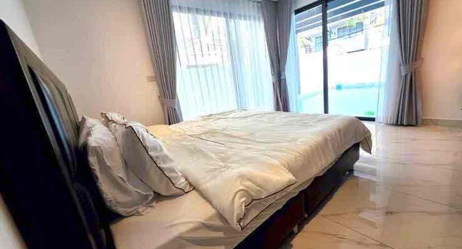 À louer 4 chambres villa à Bang Lamung, Chonburi
