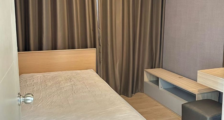 For rent 2 bedrooms condo in Bang Na, Bangkok