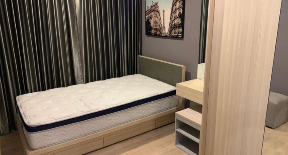 For rent 2 bedrooms condo in Bang Na, Bangkok
