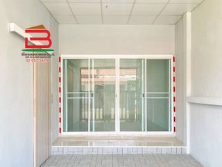 出售 3 卧室 联排别墅 在 Thanyaburi, Pathum Thani