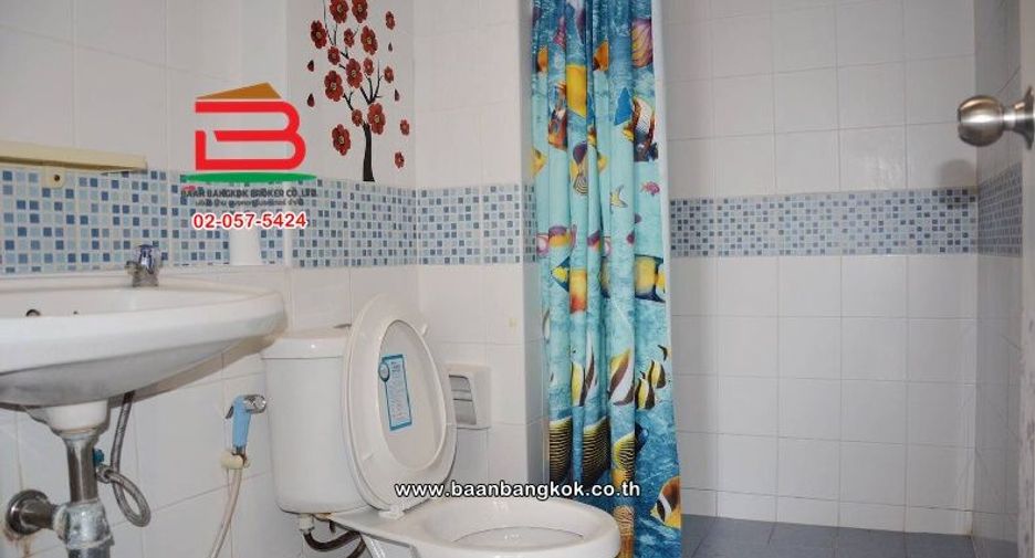 For sale 1 bed condo in Lam Luk Ka, Pathum Thani