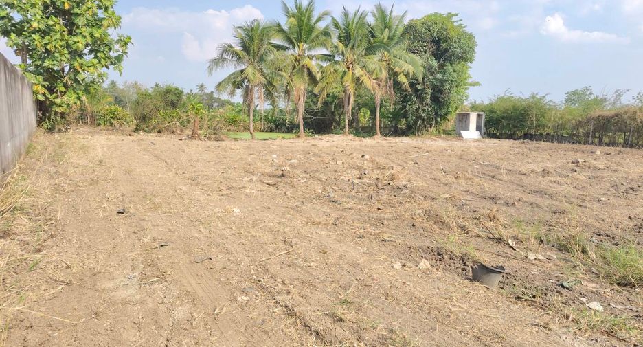 Terreno en venta en Saraphi, Chiang Mai