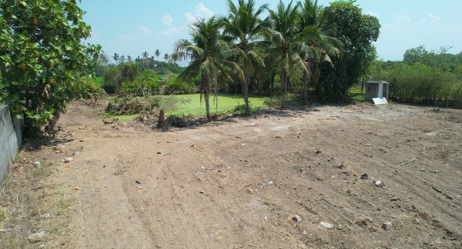 Terreno en venta en Saraphi, Chiang Mai
