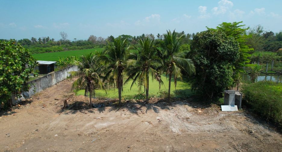 Terreno en venta en Saraphi, Chiang Mai