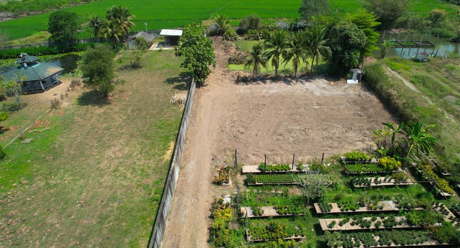 Terreno en venta en Saraphi, Chiang Mai