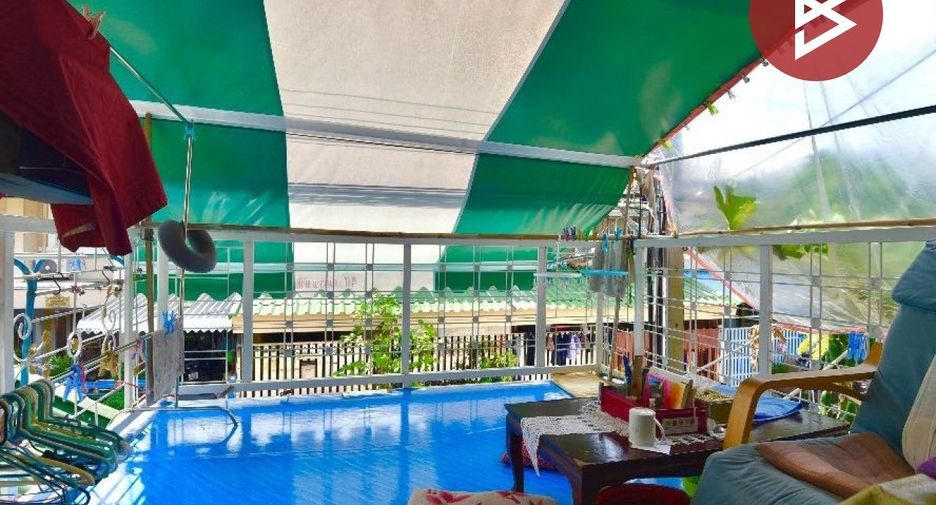 For sale 3 bedrooms townhouse in Mueang Samut Prakan, Samut Prakan