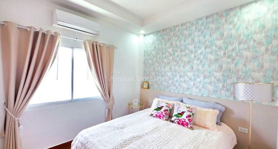 For sale 3 bedrooms villa in Bang Lamung, Chonburi