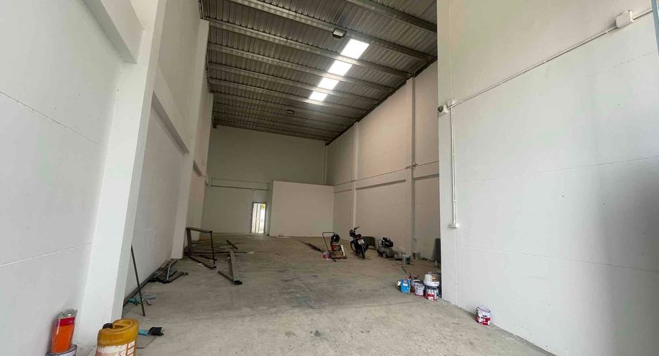 For rent 1 bed warehouse in Bang Lamung, Chonburi