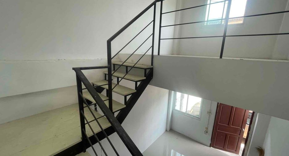 For rent 1 bed warehouse in Bang Lamung, Chonburi