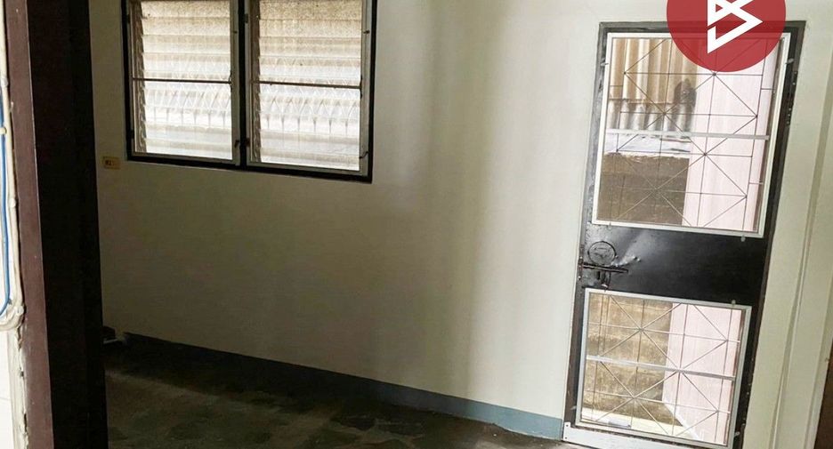 For sale 6 bedrooms retail Space in Mueang Samut Prakan, Samut Prakan