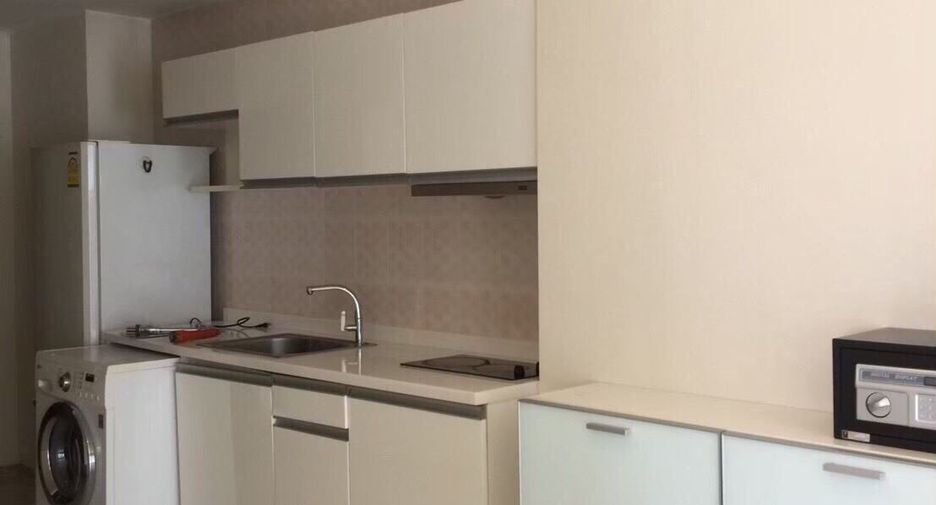 For rent 1 Beds condo in Khlong Toei, Bangkok