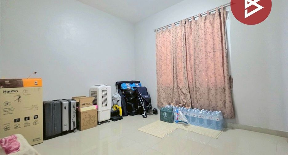À vendre 3 chambres maison à Ban Bueng, Chonburi