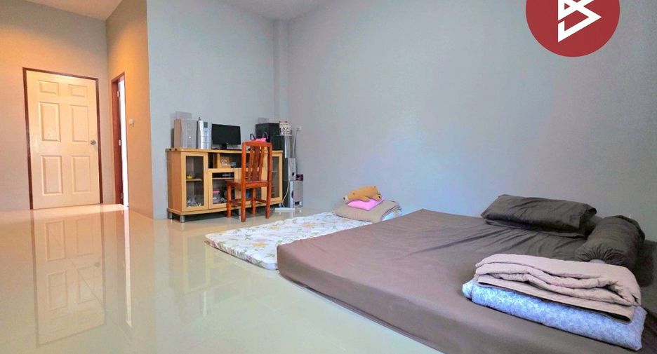 À vendre 3 chambres maison à Ban Bueng, Chonburi