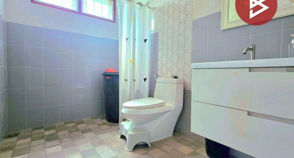 À vendre 3 chambres maison à Ban Bueng, Chonburi