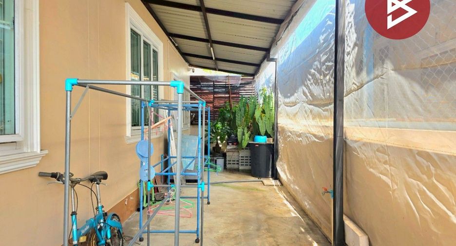 À vendre 3 chambres maison à Ban Bueng, Chonburi