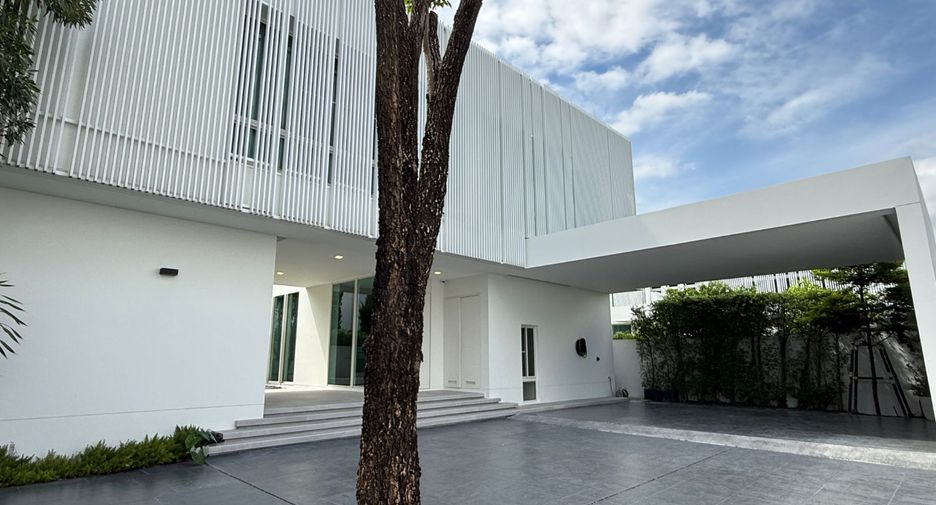 For sale 4 bedrooms house in Bang Phli, Samut Prakan