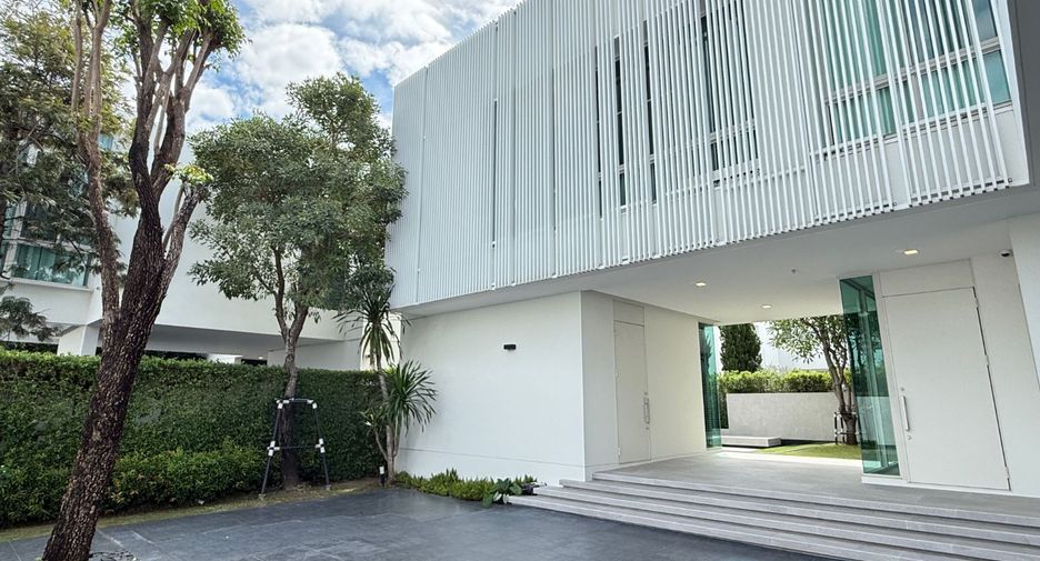 For sale 4 bedrooms house in Bang Phli, Samut Prakan