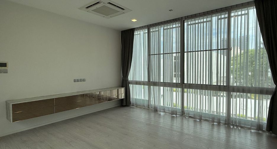 For sale 4 bedrooms house in Bang Phli, Samut Prakan