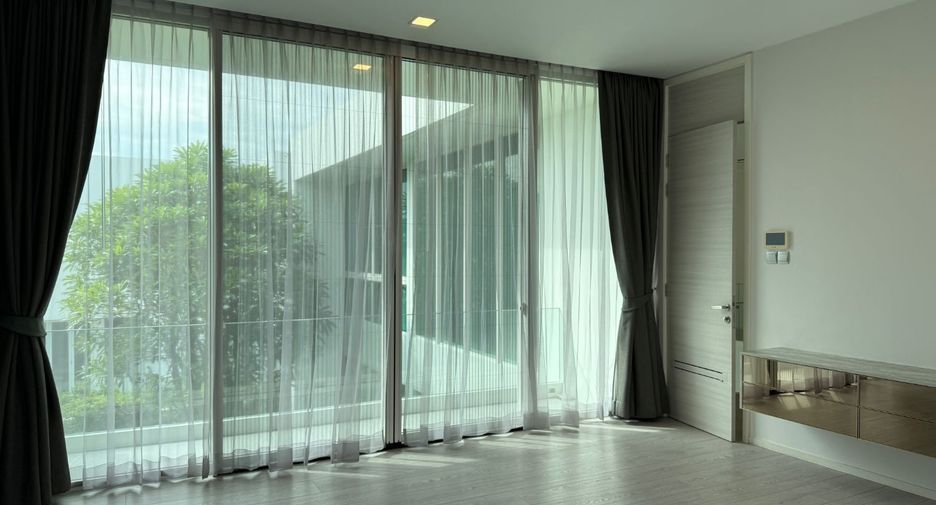 For sale 4 bedrooms house in Bang Phli, Samut Prakan