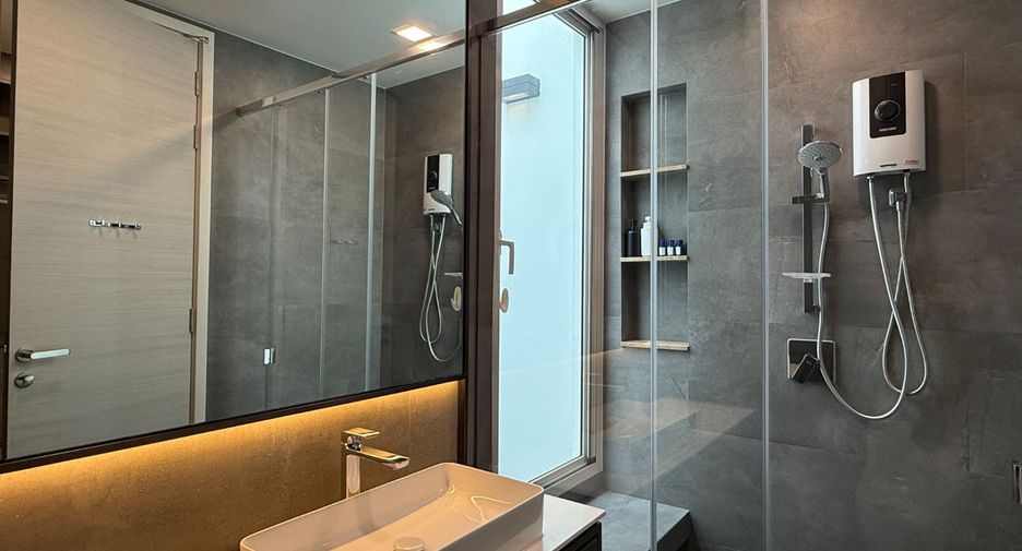 For sale 4 bedrooms house in Bang Phli, Samut Prakan