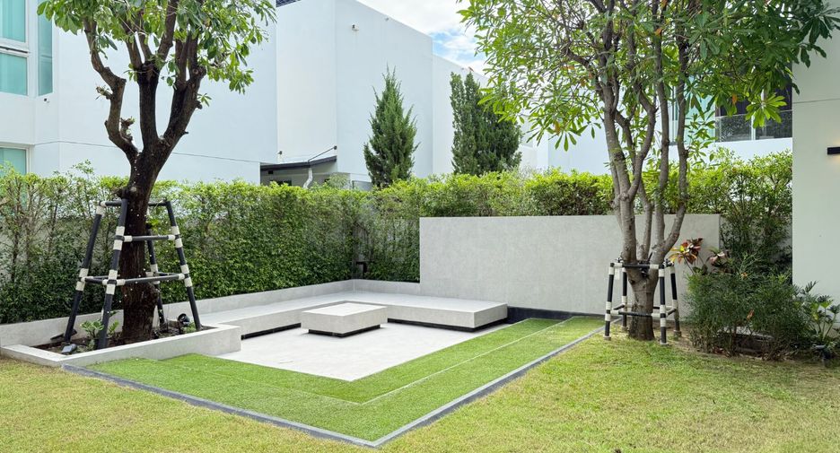 For sale 4 bedrooms house in Bang Phli, Samut Prakan