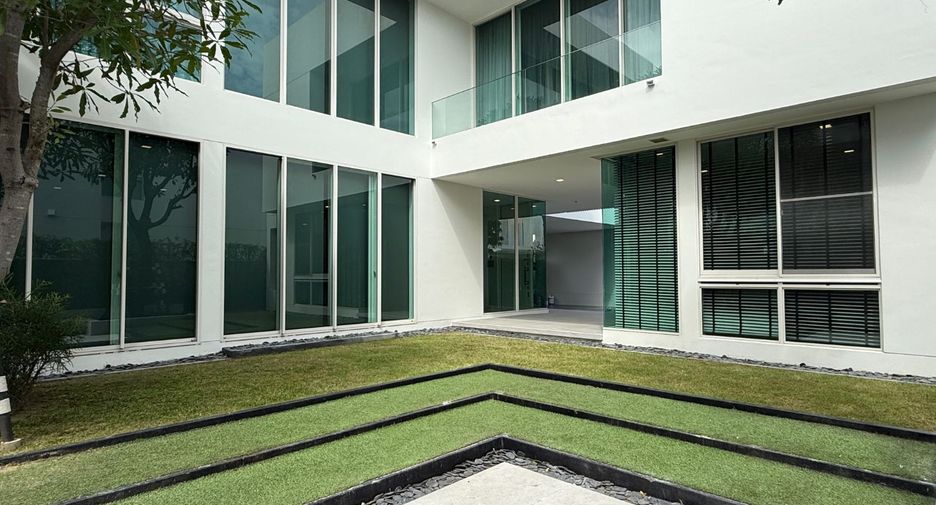For sale 4 bedrooms house in Bang Phli, Samut Prakan