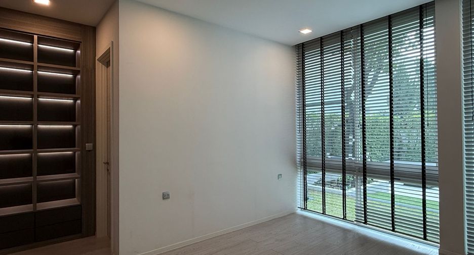 For sale 4 bedrooms house in Bang Phli, Samut Prakan