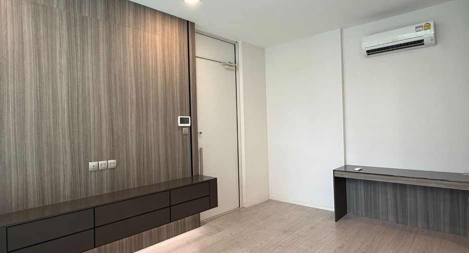 For sale 4 bedrooms house in Bang Phli, Samut Prakan