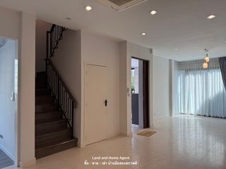 For sale 4 bedrooms house in Prawet, Bangkok