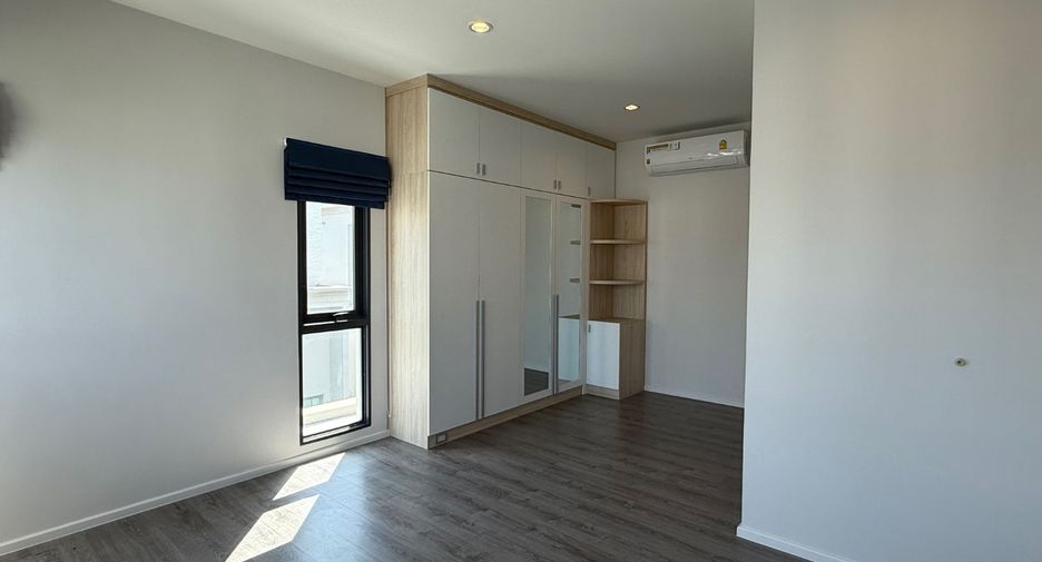 ขาย 4 ห้องนอน บ้านเดี่ยว ใน ประเวศ, กรุงเทพฯ