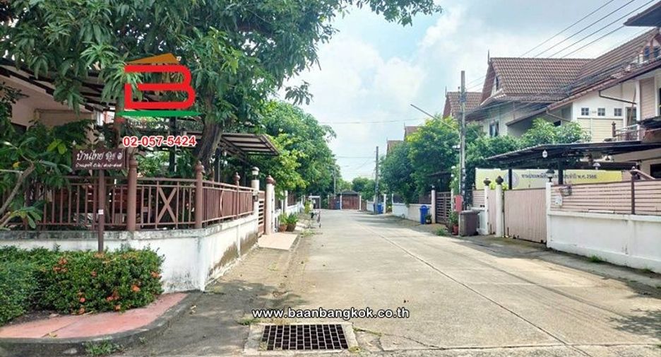 For sale 3 bedrooms house in Don Mueang, Bangkok