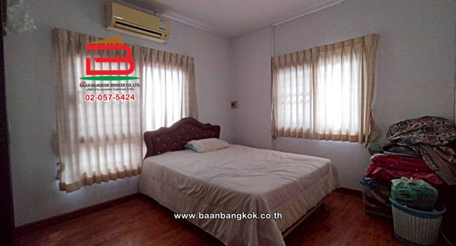 For sale 3 bedrooms house in Don Mueang, Bangkok