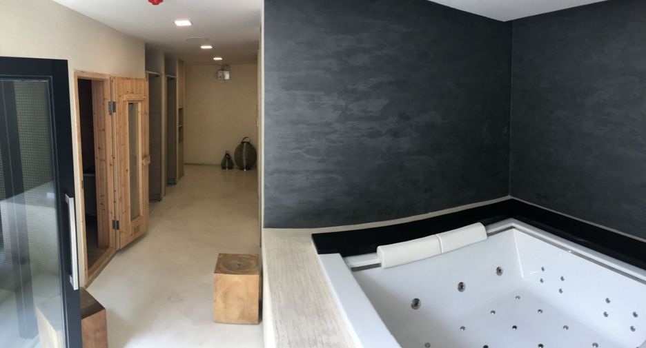 Wohnung zur Miete mit 1 Zimmer in Khlong Toei, Bangkok