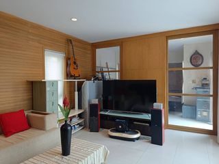 For sale 3 bedrooms house in Bang Kapi, Bangkok