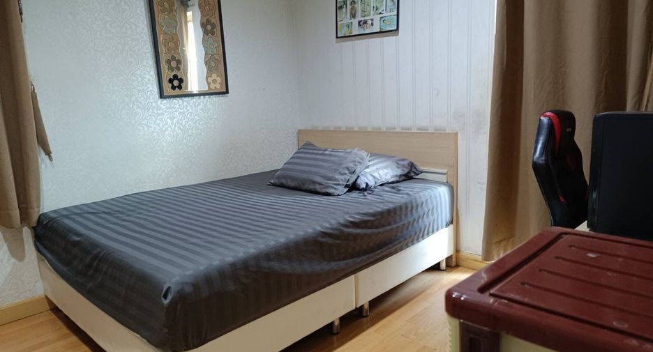 Haus zum Kauf mit 3 Zimmer in Bang Kapi, Bangkok