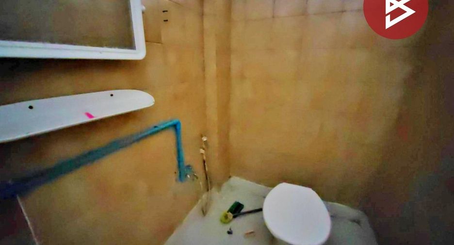 For sale 3 bedrooms retail Space in Chom Thong, Bangkok