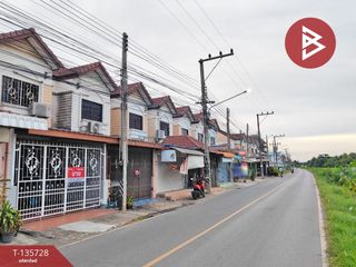 For sale 2 bedrooms townhouse in Mueang Chachoengsao, Chachoengsao