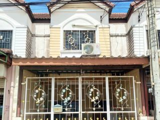 For sale 2 bedrooms townhouse in Mueang Chachoengsao, Chachoengsao