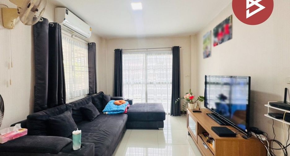 Casa en venta de 3 habitaciones en Phutthamonthon, Nakhon Pathom