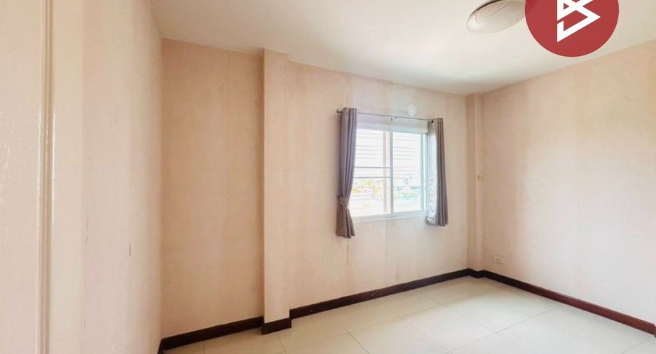 Casa en venta de 3 habitaciones en Phutthamonthon, Nakhon Pathom