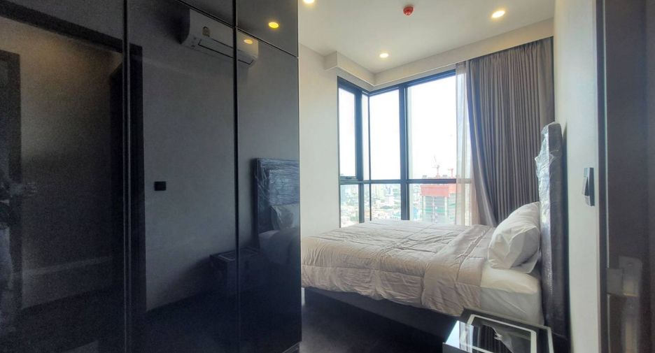 À louer 2 chambres condo à Watthana, Bangkok