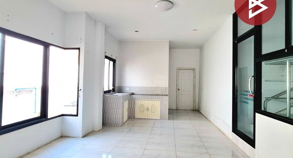 Casa en venta de 3 habitaciones en Mueang Roi Et, Roi Et