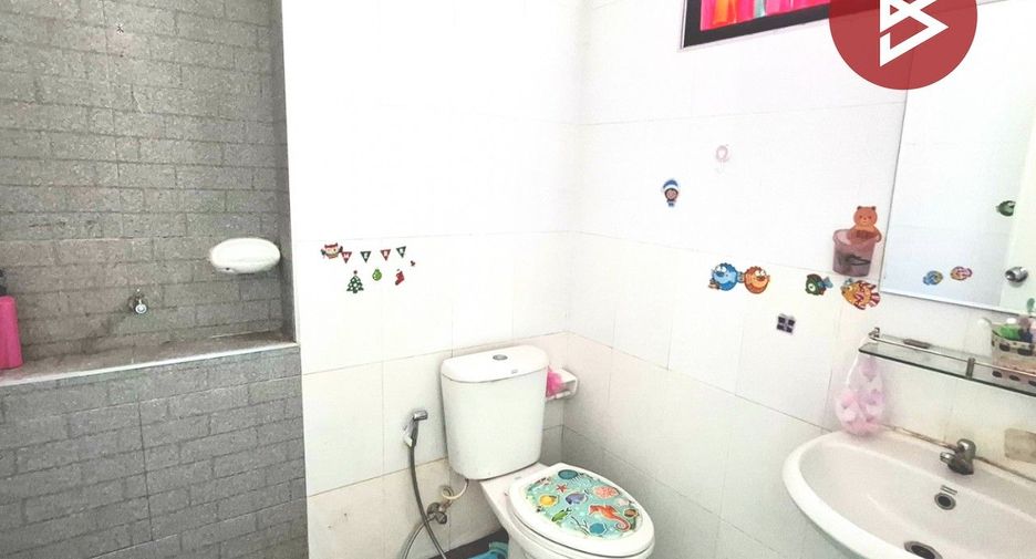 Casa en venta de 3 habitaciones en Mueang Roi Et, Roi Et
