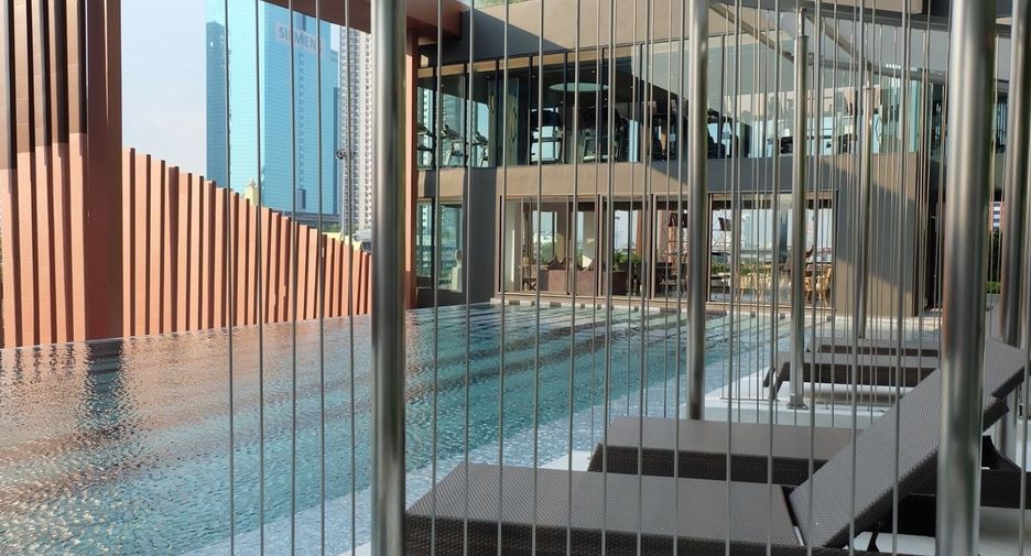 For rent 1 bed condo in Watthana, Bangkok