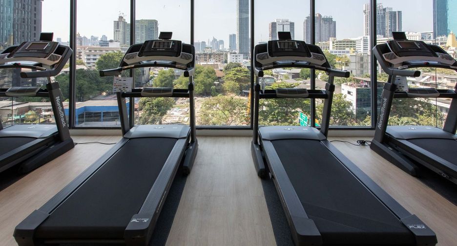 For rent 1 bed condo in Watthana, Bangkok
