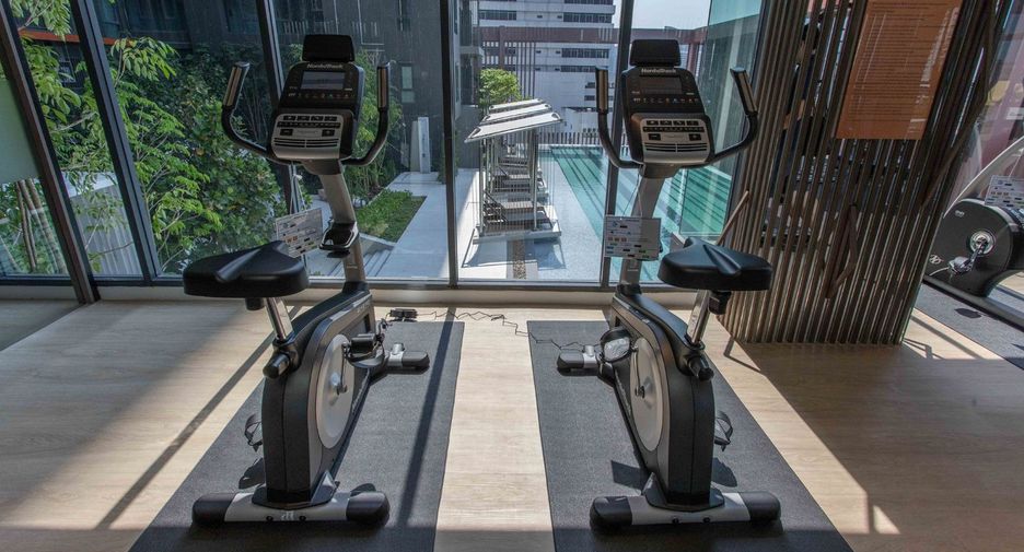 For rent 1 bed condo in Watthana, Bangkok